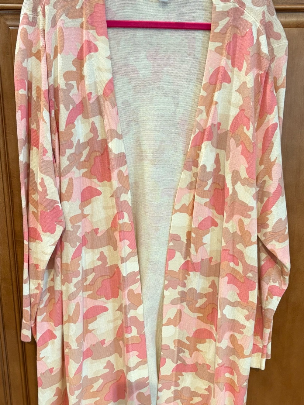 Isaac Mizrahi Light Pink & Hot Pink Camo Open Cardigan NWOT